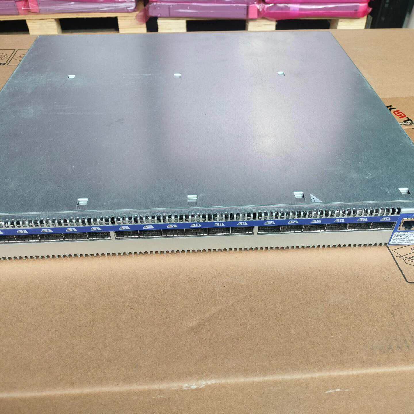 【询价】Mellanox/迈络思 IS5023 18口 QDR In适用 - 实物图