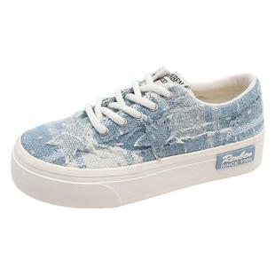 人本板鞋女2025秋冬季新款设计感厚底初高中生运动轻便软底帆布鞋