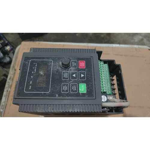 询价上海星为变频器XV6-1D5G-4(GS)，1.5KW，38