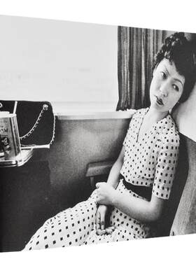 现货【保证正品】荒木经惟 感伤之旅 1971-2017 阳子 私摄影原点 半世纪回顾 日文原版展览图录 进口写真集 华源时空