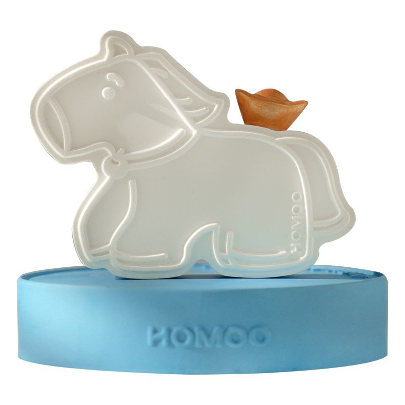 Homoo后漠原创手工设计小马车载香氛摆件扩香石圣诞马年跨年礼物