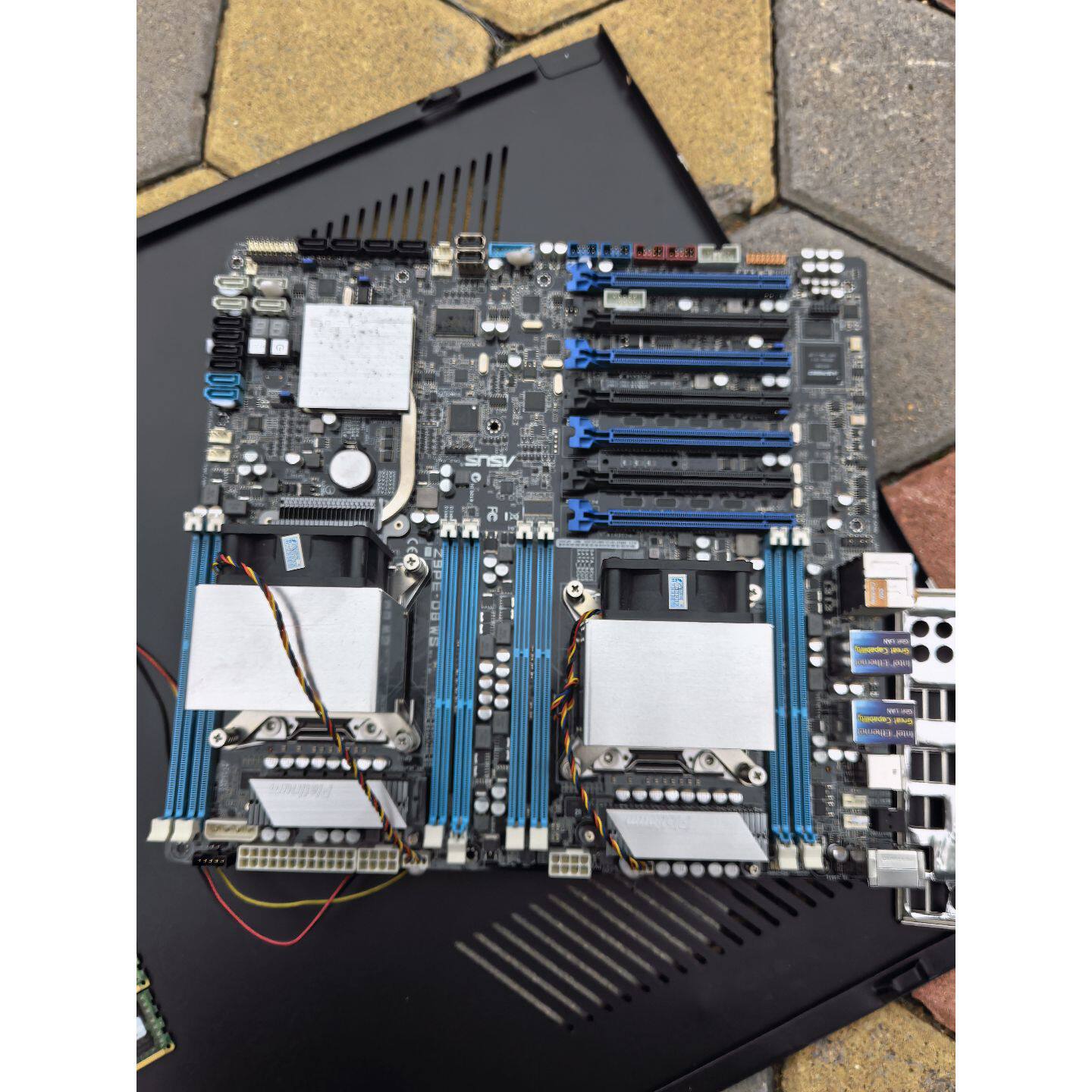 议价可维修华硕Z9PED8WSX79双路服务器主板