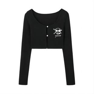 YUKAHOUSE 美式辣妹T恤长袖黑绿纯色纽扣收腰短款显瘦女春夏季款