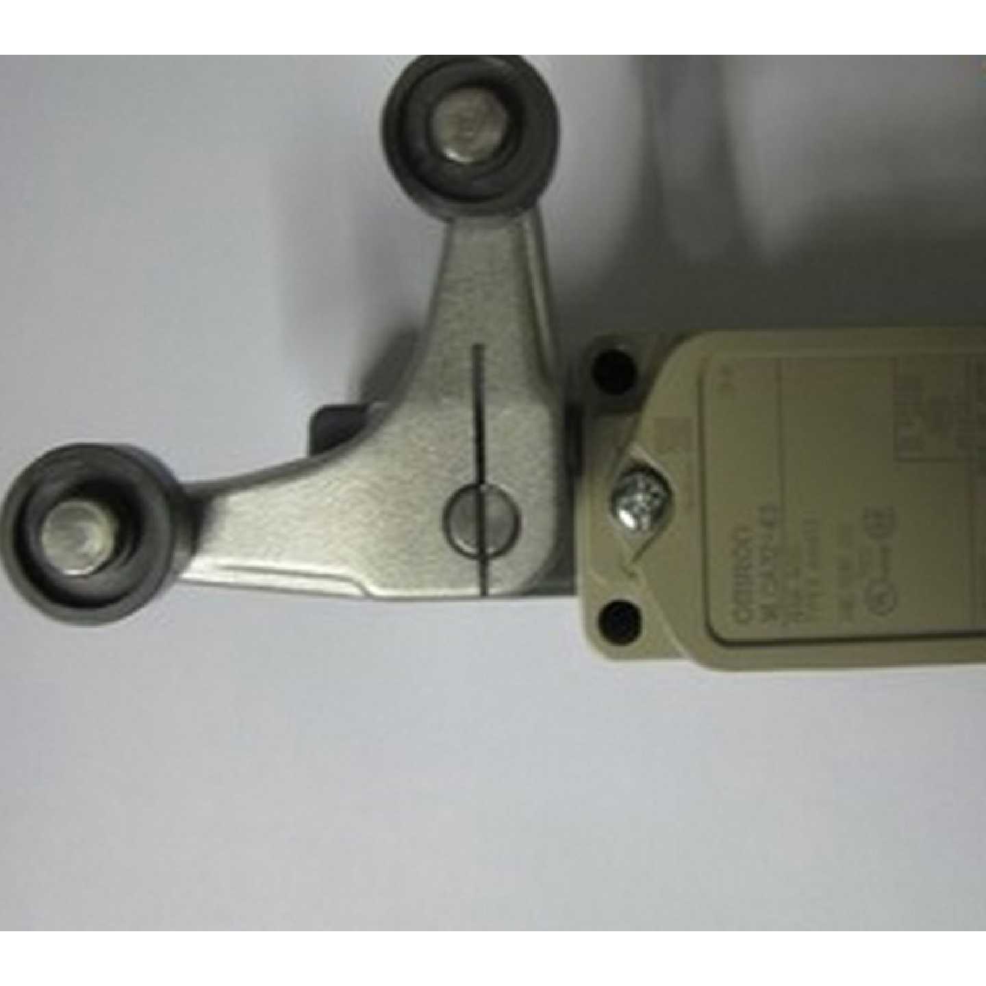 议价全新正品欧姆龙WLCA32-43叉式摆杆锁定型行程开关  限位开关