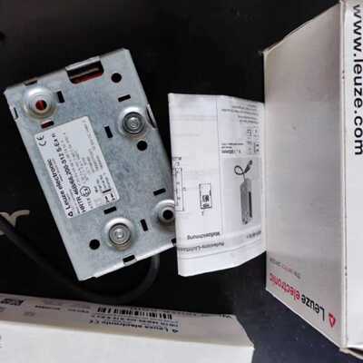 议价LEUZE劳易测 HRTR 46B/66，200-S12 S-Exn防爆光电下单请询价