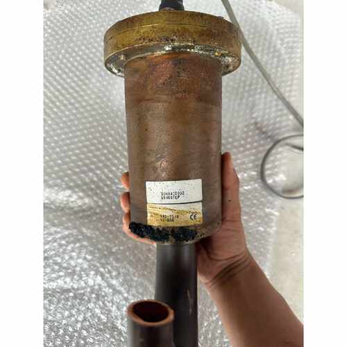 询开利30HXC螺杆机五芯电子膨胀阀30HX410032拆
