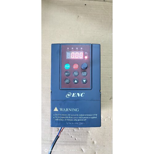 溢价-易能变频器EDS800ZLD2S7N0.75KW