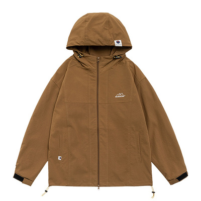 连帽秋冬宽松防水夹克外套冲锋衣