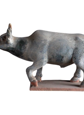 汉绿釉陶瓷牛动物家禽桌面摆件