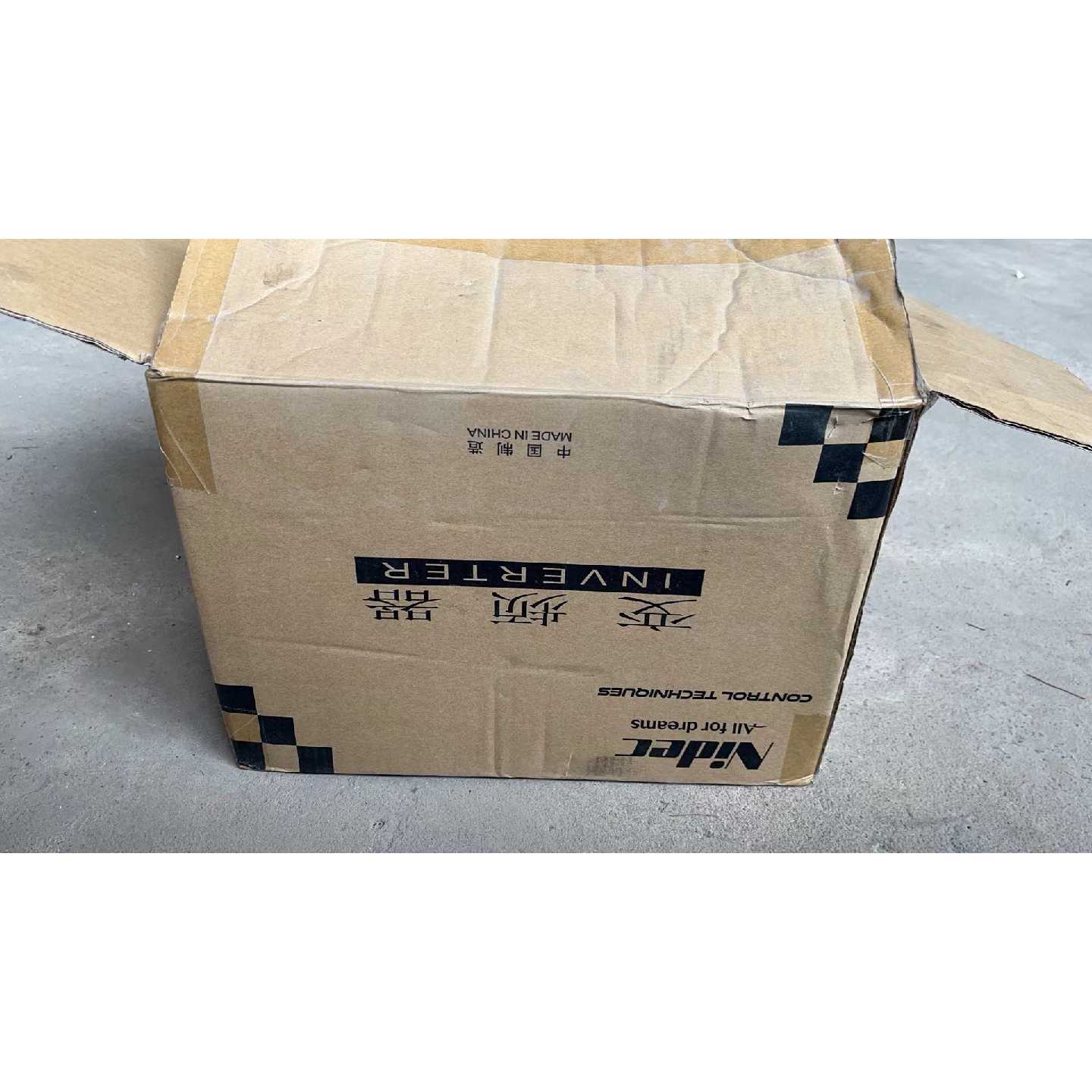 议价艾默生变频器EV20004T0055G0075P全新库存可维修
