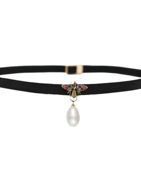 黑色小众短款珍珠小蜜蜂choker