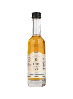金刻3年白兰地50ml摩尔多瓦进口迷你小瓶洋酒小酒版酒伴玻璃瓶