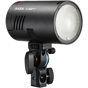 神牛AD100PRO II二代口袋外拍灯便携单反户外小型户外防水LED投光灯锂电池摄影灯