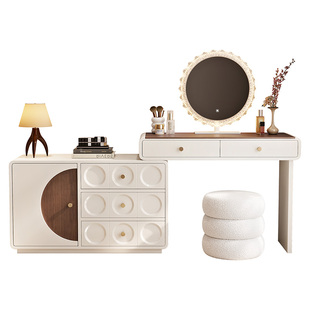 梳妆台2026新款卧室现代简约斗柜一体法式化妆桌实木轻奢高级感