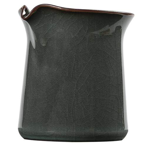 青瓷龙泉公道杯茶海哥窑冰裂铁胎功夫茶具配件陶瓷大号公杯分茶器