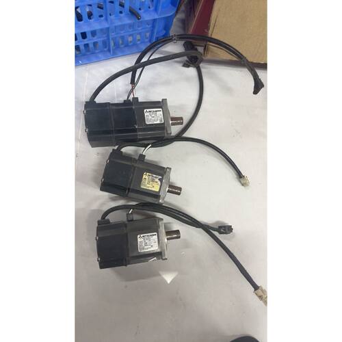 电机HC-KFS23B 1台，HC-KFS23 2台，之—议价
