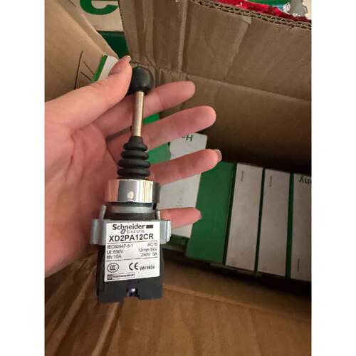 ，二位锁定XD2PA12CR，13，5个，—议价