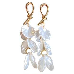 假日邂逅 度假风贝壳流苏耳环女海边高级感轻奢新娘耳钉耳夹耳饰