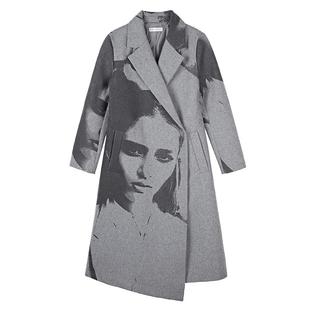 sdeer圣迪奥女装西装领人像印花中长款毛呢大衣女外套S20481818