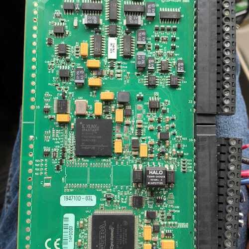 议价阿特拉e1c3t144c8n赛灵思xc3s500e和赛普拉维修