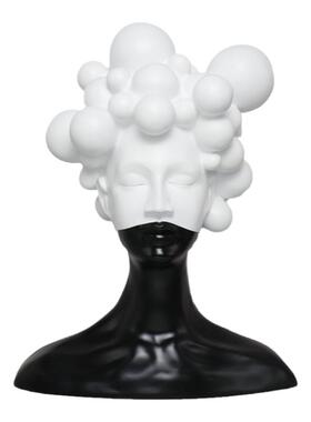 简约现代风样板房酒柜人物雕塑