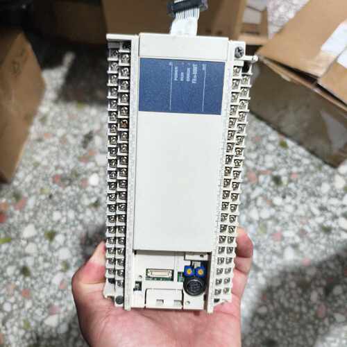 〔议价-可维修〕三菱PLC FX1N-60MT-001 如 全新均有货