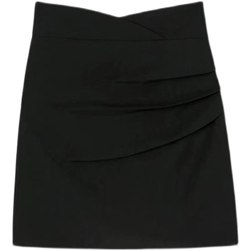 胖mm褶皱小黑裙女秋冬新款高腰显瘦不规则A字半身裙时尚包臀短裙