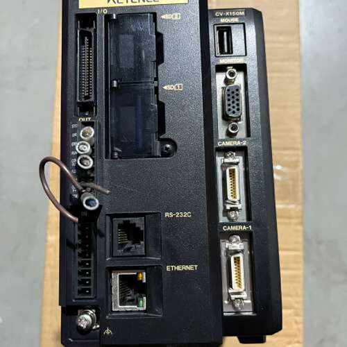 议价基恩士视觉控制器CV-X150M，成色明显使用痕迹，两相。实