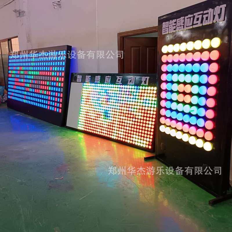 美陈暖场道具灯光触碰墙3d三维针雕人体墙双色翻转球人体互动装置