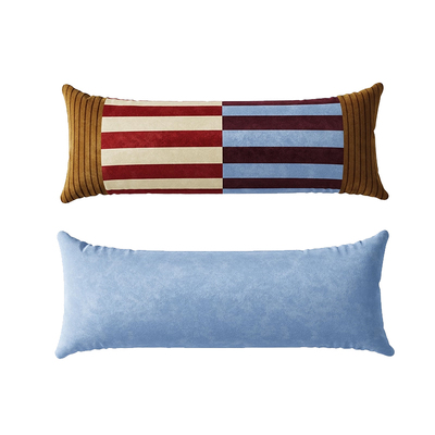 中古风卧室床上长条抱枕