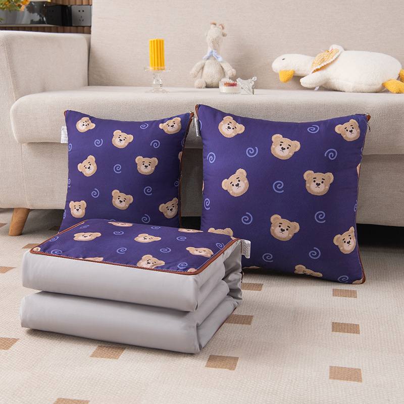 冬季办公室学生午睡小被子可折叠靠垫二合一被子沙发抱枕收纳