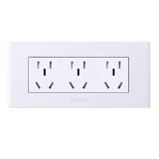 公牛九孔118型电源墙壁开关插座面板15眼十五孔三插3位送明装线盒