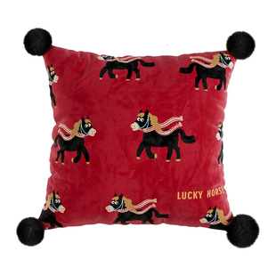 午马呈祥新年红色抱枕马年家用沙发靠枕套短毛绒办公室腰靠可拆洗