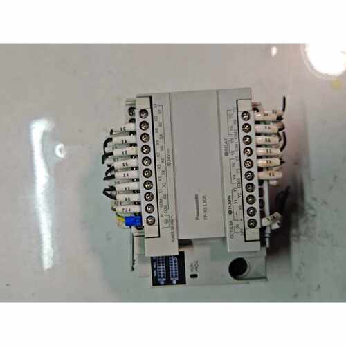 【请询价】plcAFPX0L30RF拆机外壳破损包子