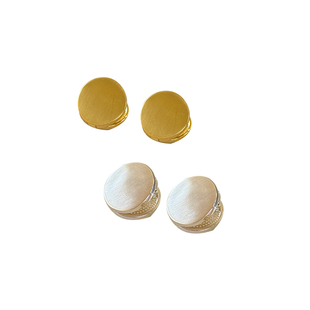 zp版定制细节 CLANE松本惠奈同款日系冷淡风纽扣圆形拉丝耳环耳扣