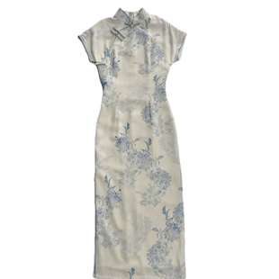 半夏改良旗袍年轻款少女2025新款春夏新中式米色素雅绝美复古日常