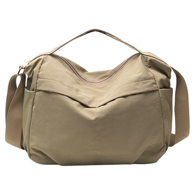 休闲多兜大容量轻便百搭斜挎包包