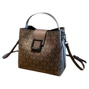 香港正品真皮包包女包2025新款复古洋气手提水桶包大气单肩斜挎包