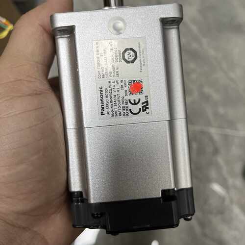 【议价-可维修】  MHMF022L1V2M 伺服电机 200W /均有货
