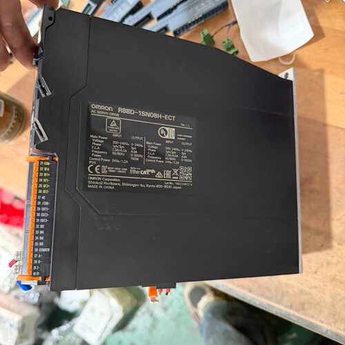 议价R88d1Sn08hEct Servo Driver 750W High Power适用