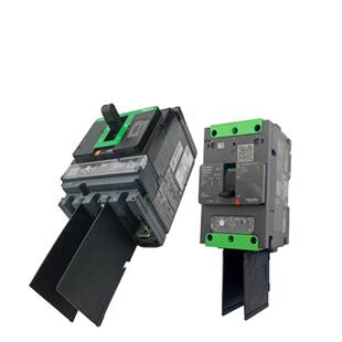 配施耐德断路器相间隔板NSX/CVS/EZD隔弧板空开隔弧片绝缘灭弧片