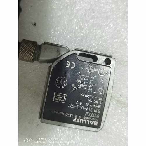 询价德国巴鲁夫光电传感器BOD21M-LA02-S92实物图