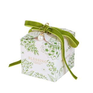 婚礼创意手绘丝绒结婚糖盒红色喜糖盒网红精致高端小众法式小礼盒