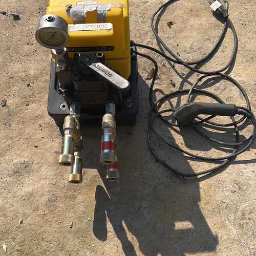 ENERPAC恩派克液压泵站，型号PUJ1400B，电压11