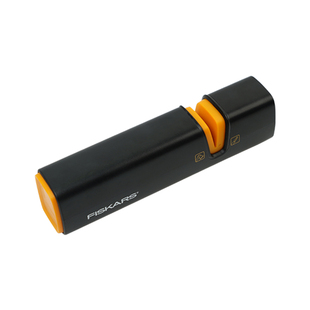 芬兰进口Fiskars轻便高效丨家用手动快速研磨石磨斧头磨刀刃工具