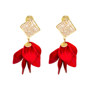 法式复古红色花瓣吊坠耳钉女闪钻方形轻奢高级感蚊香盘无耳洞耳夹