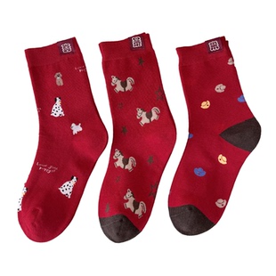个性布标满印卡通小马红色袜子女新春新年卡通潮袜情侣无骨精梳棉