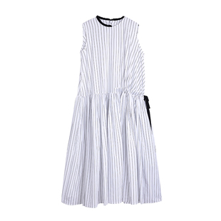2026夏季新款女装法式复古白色无袖连衣裙显瘦气质温柔风条纹长裙