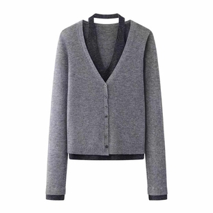 艾诺丝尚忆2026春新款时尚撞色V领假两件针织显瘦性感毛衣801157