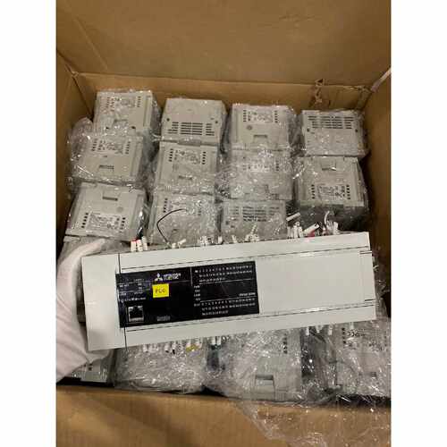 询价下单回货一批三菱PLC FX5U-80MT/ES，年份新成色漂亮